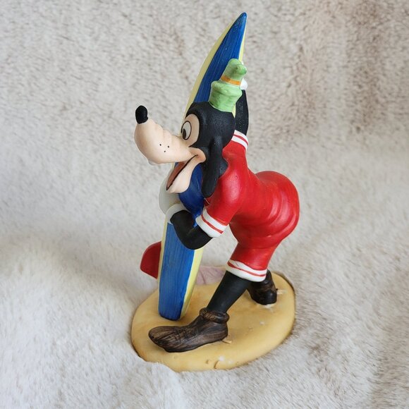 Vintage Walt Disney Productions Goofy with Surfboard 6" Porcelain Figurine Surf - Picture 4 of 11